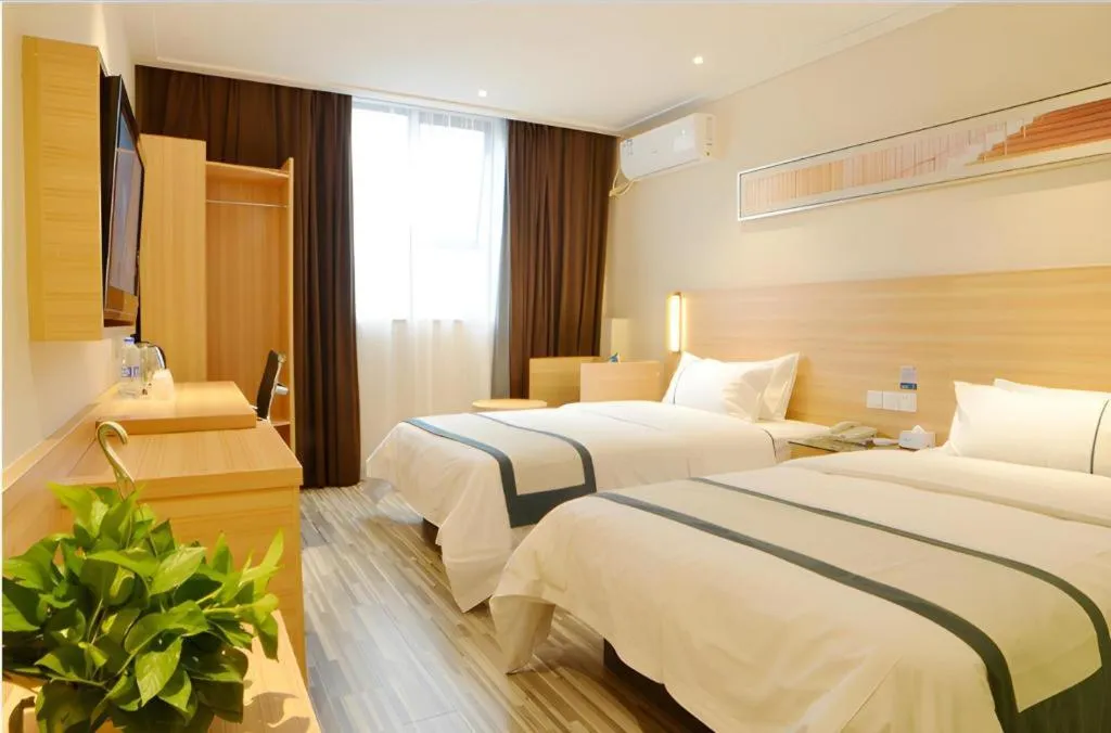 Bed in City Comfort Inn Wuhan Huanghe Tower Shouyi Metro Station