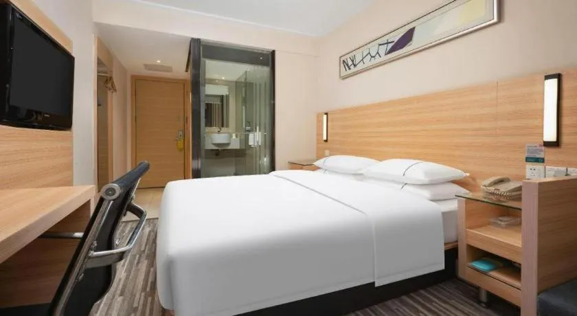 Bed in City Comfort Inn Wuhan Huanghe Tower Shouyi Metro Station