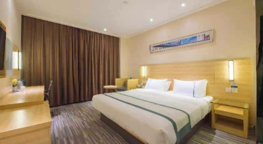 Bed in City Comfort Inn Wuhan Huanghe Tower Shouyi Metro Station