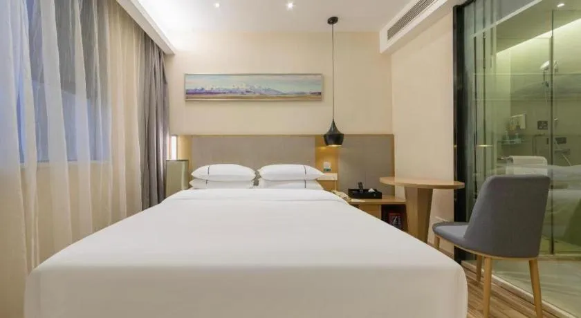 Bed in City Comfort Inn Wuhan Central China Normal University Dahuquan Metro Station