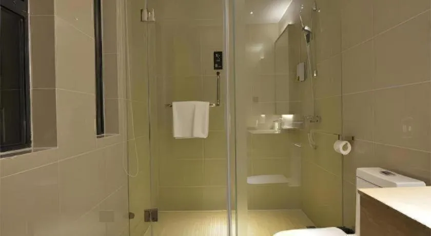 City Comfort Inn Wuhan Optics Valley OuYada Yangjiawan Metro Station