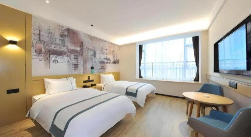 Bed in City Comfort Inn Chengdu Wenjiang University Town Fengxi River Metro Station