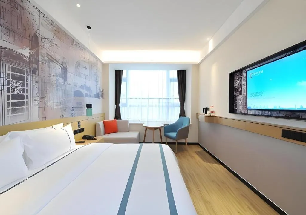 Bed in City Comfort Inn Chengdu Wenjiang University Town Fengxi River Metro Station