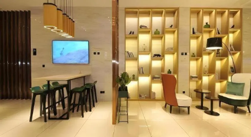 City Comfort Inn Chengdu Wenjiang University Town Fengxi River Metro Station