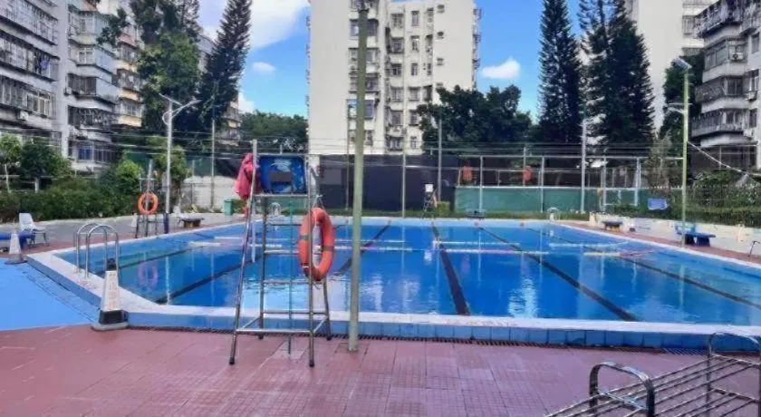 ZMAX Hotels Shenzhen Lianhuacun Metro Station