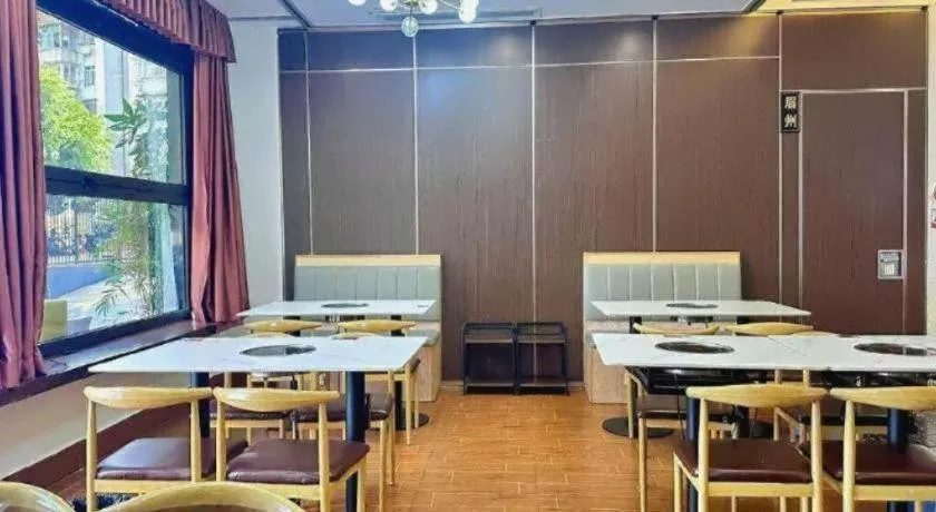 ZMAX Hotels Shenzhen Lianhuacun Metro Station