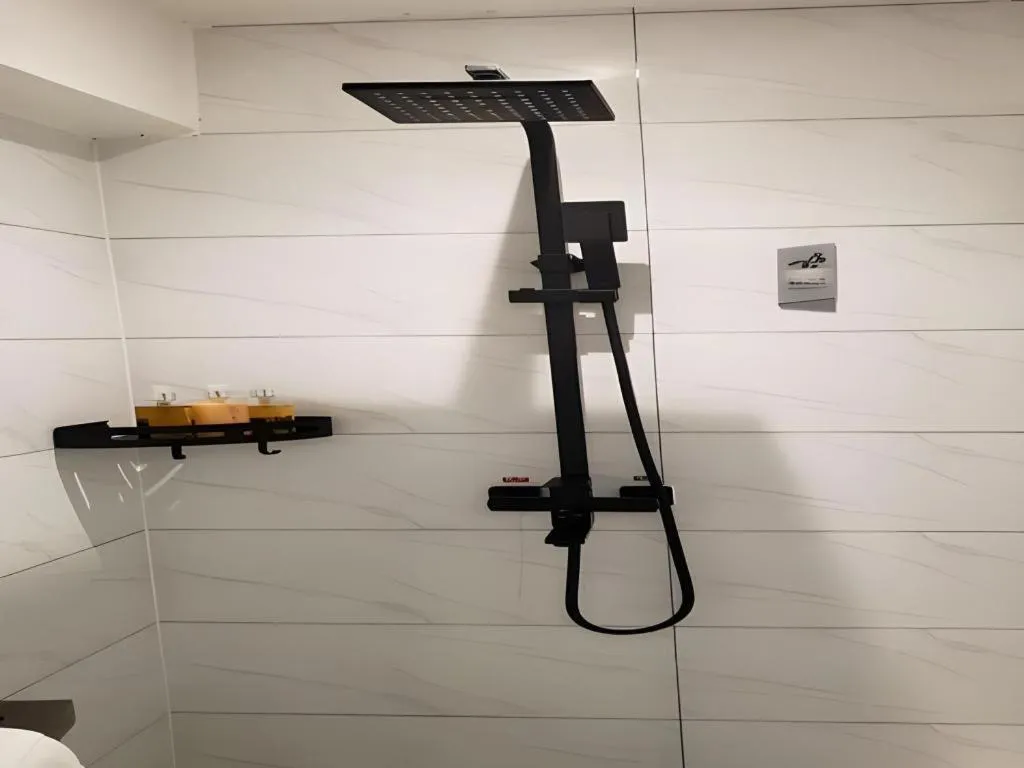 Borrman Hotel Dongguan Houjie Wanda Plaza Liaoxia Metro Station