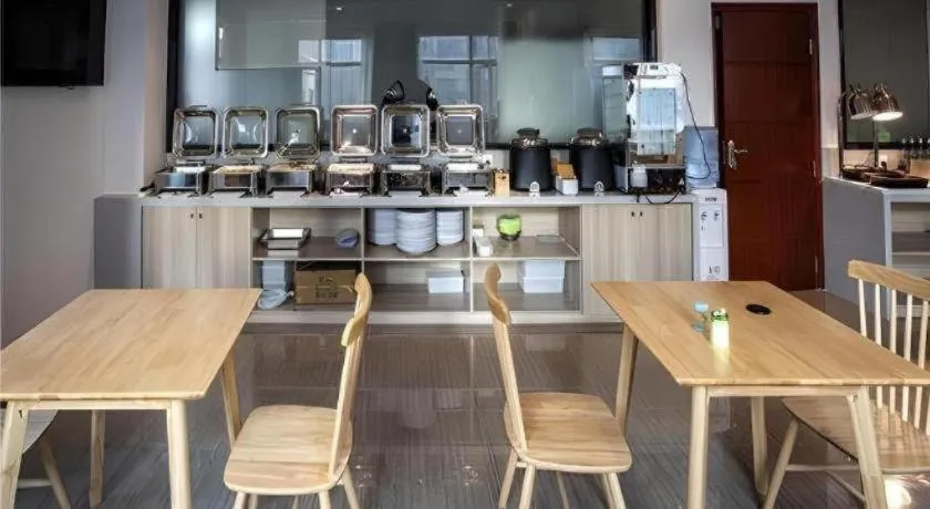 Borrman Hotel Dongguan Houjie Wanda Plaza Liaoxia Metro Station