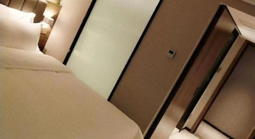 Bed in 7 Days Premium Hotel Chongqing Jiangbei International Airport Terminal 3