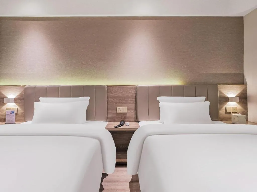Bed in 7 Days Premium Hotel Chongqing Jiangbei International Airport Terminal 3