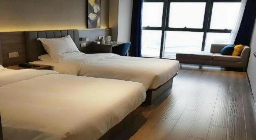 Bed in 7 Days Premium Hotel Chongqing Jiangbei International Airport Terminal 3