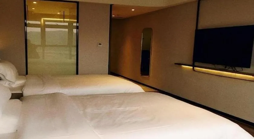 Bed in 7 Days Premium Hotel Chongqing Jiangbei International Airport Terminal 3