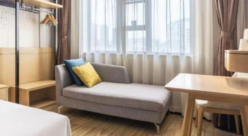 Bed in City Comfort Inn Kunming Xi'an Kang Road