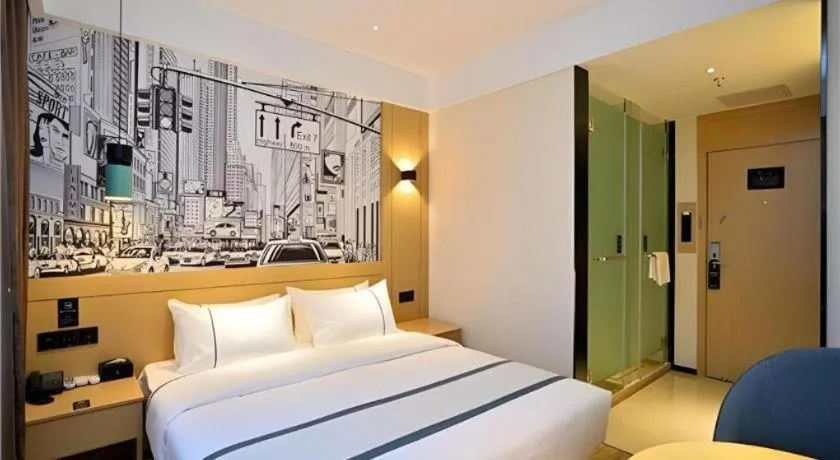 Bed in City Comfort Inn Kunming Xi'an Kang Road