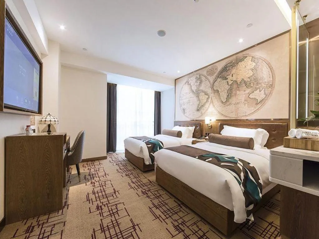 Bed in James Joyce Coffetel Zhengzhou Beilong Wetland Park