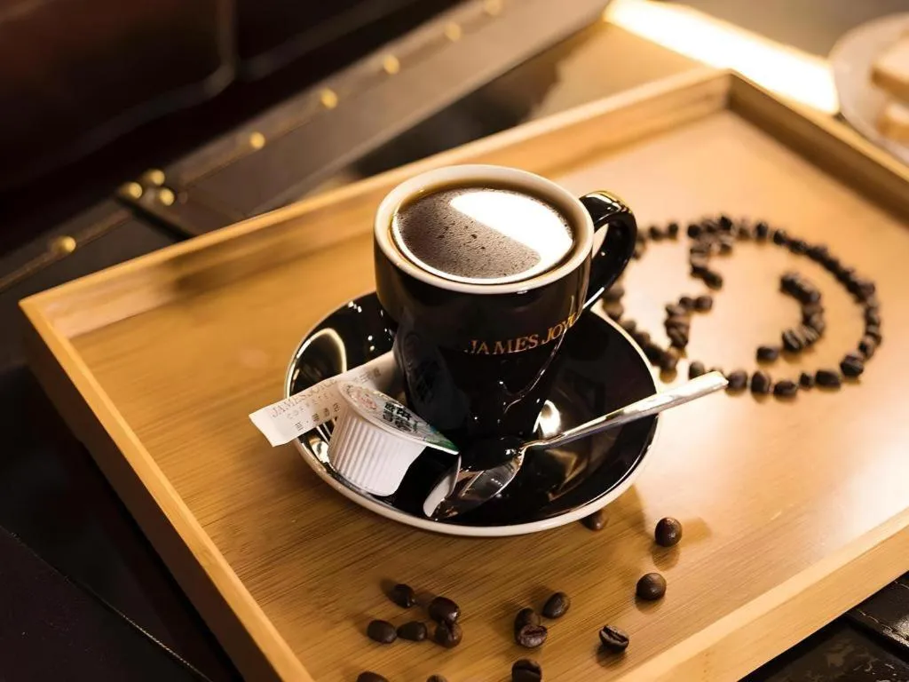 James Joyce Coffetel Zhengzhou Beilong Wetland Park