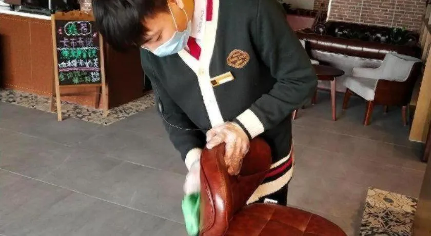 James Joyce Coffetel Zhengzhou Beilong Wetland Park