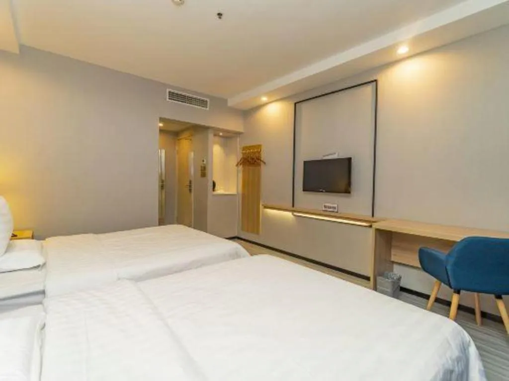 Bed in 7 Days Premium Hotel Hangzhou West lake Hubin