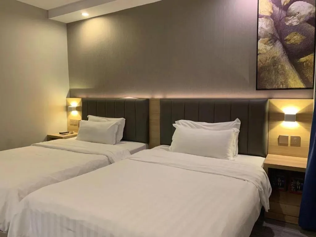 Bed in 7 Days Premium Hotel Hangzhou West lake Hubin