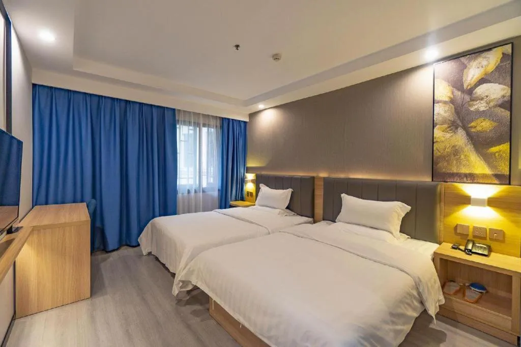 Bed in 7 Days Premium Hotel Hangzhou West lake Hubin