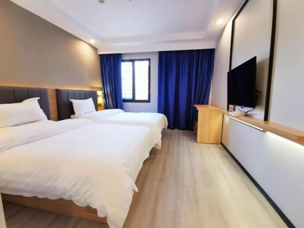 Bed in 7 Days Premium Hotel Hangzhou West lake Hubin