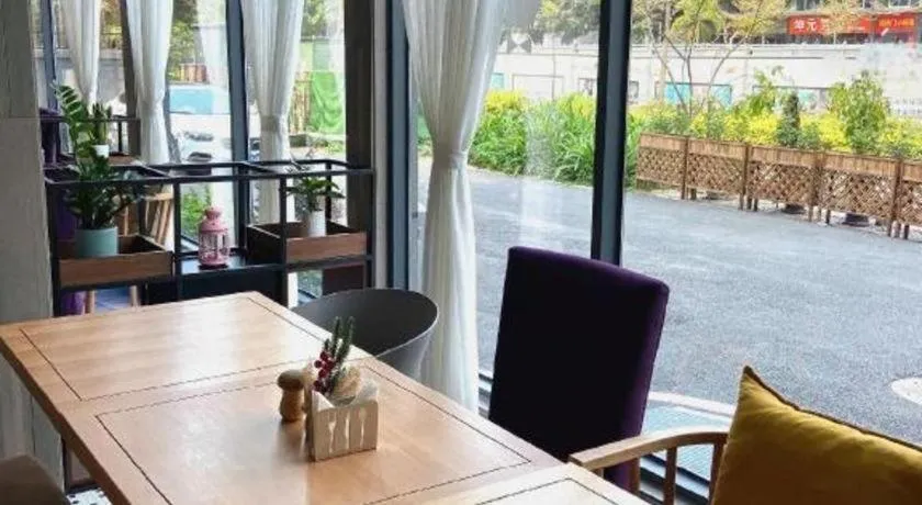 Campanile Hotel Shenzhen Bay Convention and Exhibition Center