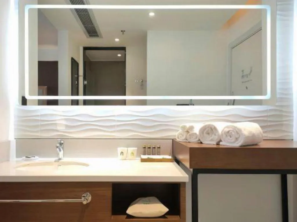 Campanile Hotel Shenzhen Bay Convention and Exhibition Center