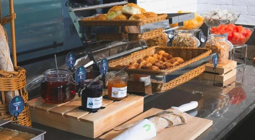 Campanile Hotel Shenzhen Bay Convention and Exhibition Center