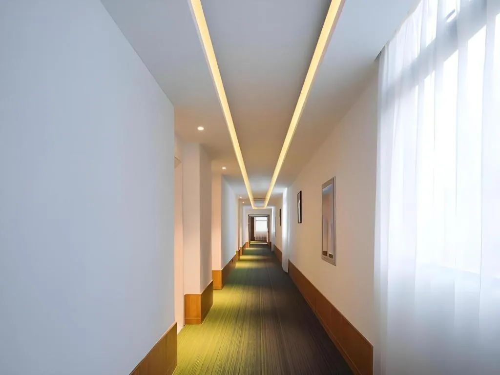 Campanile Hotel Shenzhen Bay Convention and Exhibition Center