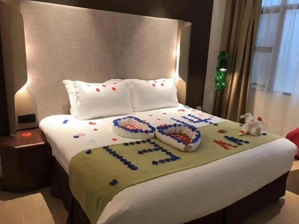 Bed in Campanile Hotel Shenzhen Bay Convention and Exhibition Center