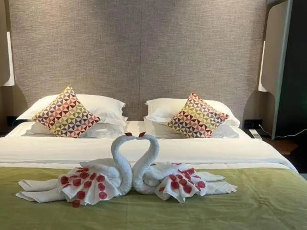 Bed in Campanile Hotel Shenzhen Bay Convention and Exhibition Center