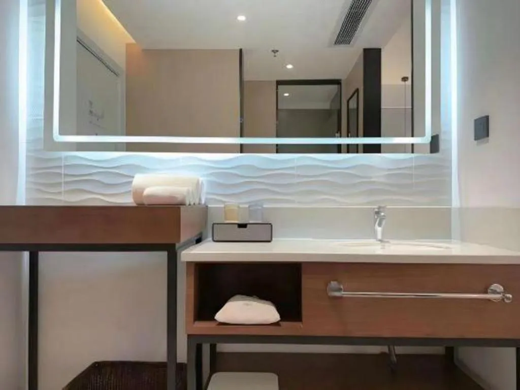 Campanile Hotel Shenzhen Bay Convention and Exhibition Center