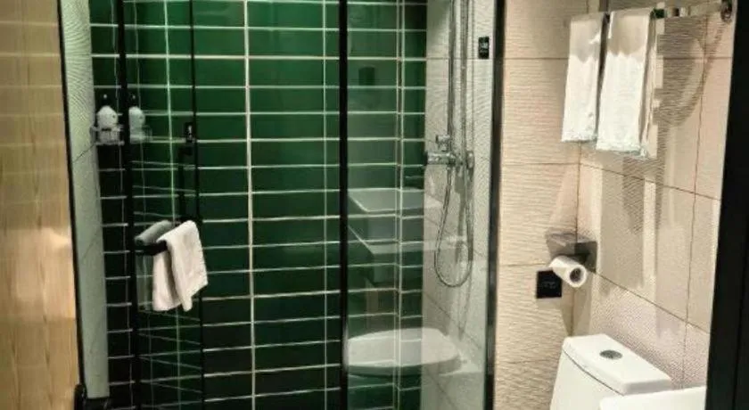 GreenTree Inn Express Fuzhou Le'an County Government Sijiu Square