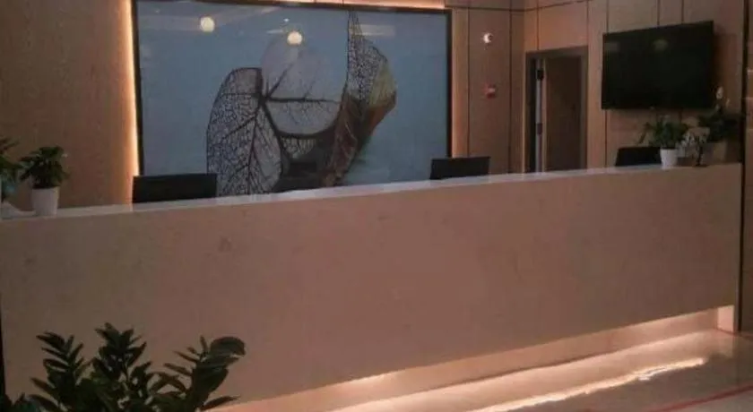 GreenTree Inn Express Fuzhou Le'an County Government Sijiu Square