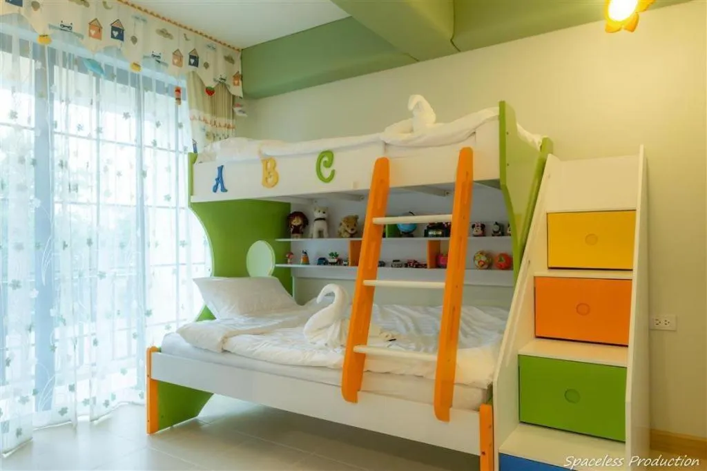 Bed in The Great Winter