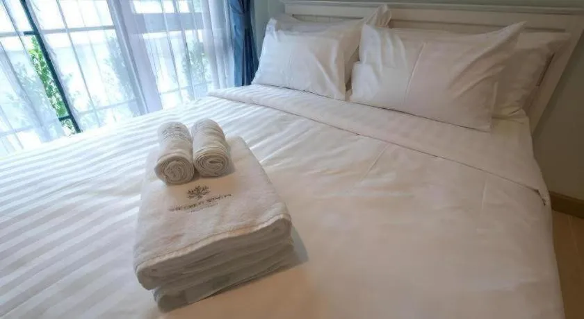 Bed in The Great Winter