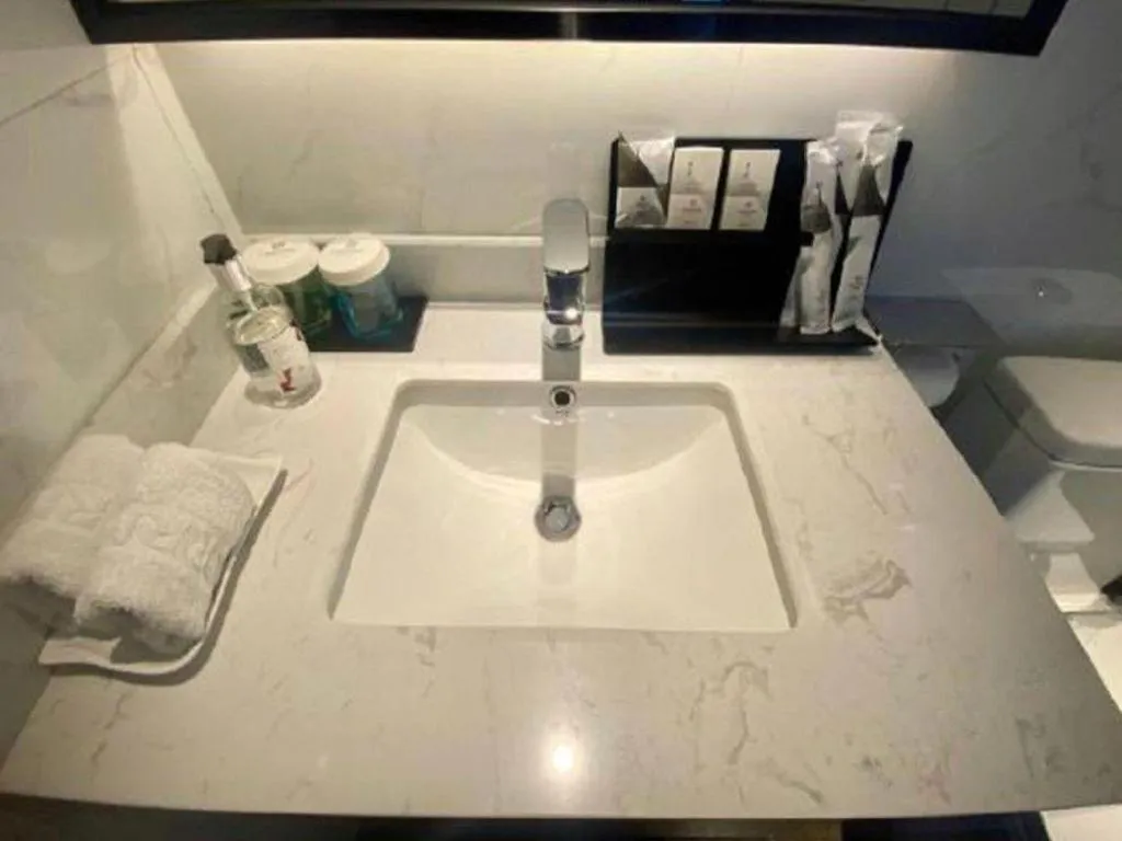 Borrman Hotel Guangzhou Southern Hospital Meihuayuan Metro Station