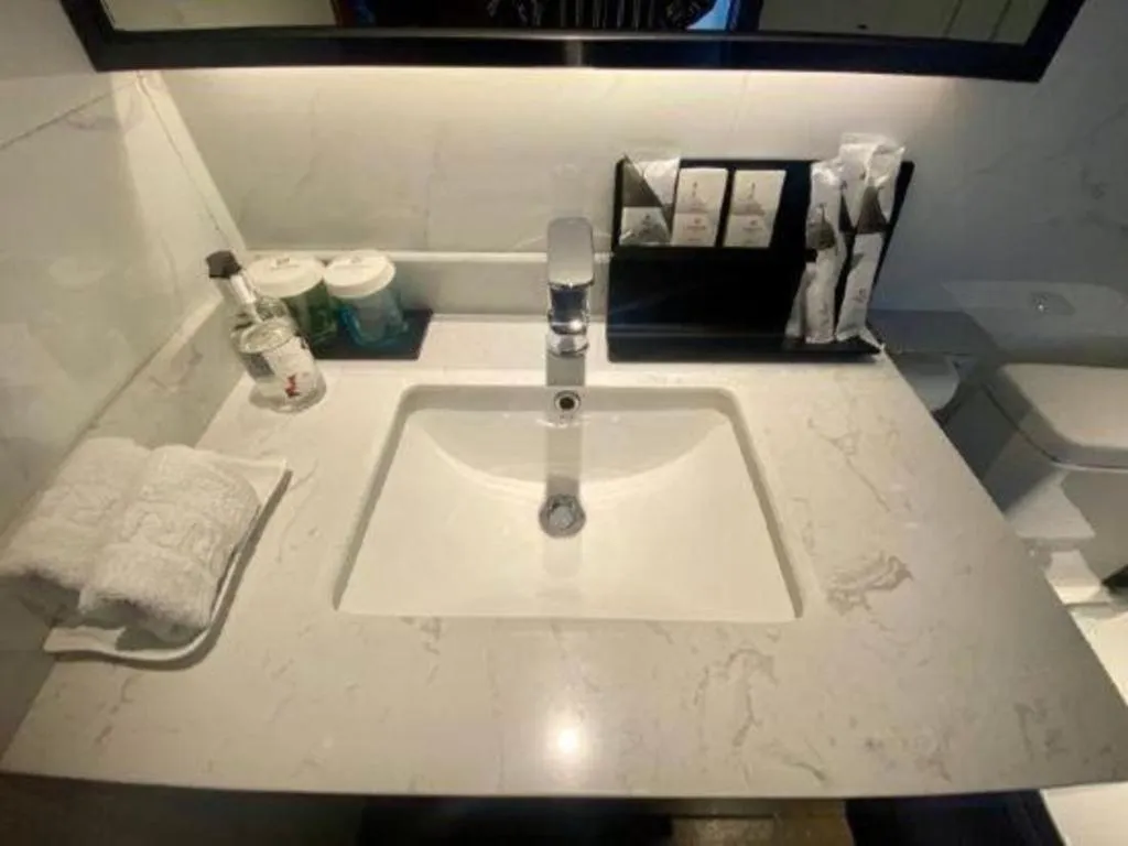 Borrman Hotel Guangzhou Southern Hospital Meihuayuan Metro Station