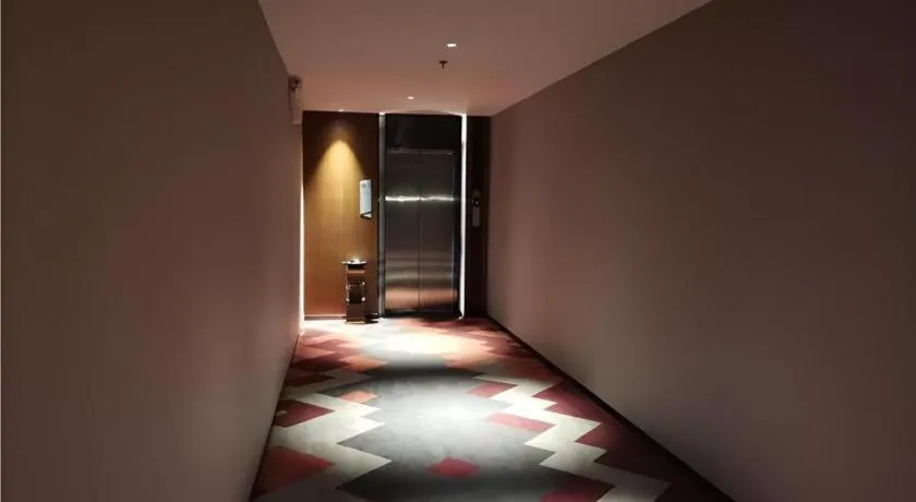 Borrman Hotel Guangzhou Southern Hospital Meihuayuan Metro Station