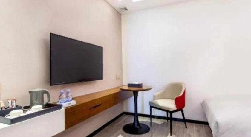 Borrman Hotel Guangzhou Southern Hospital Meihuayuan Metro Station