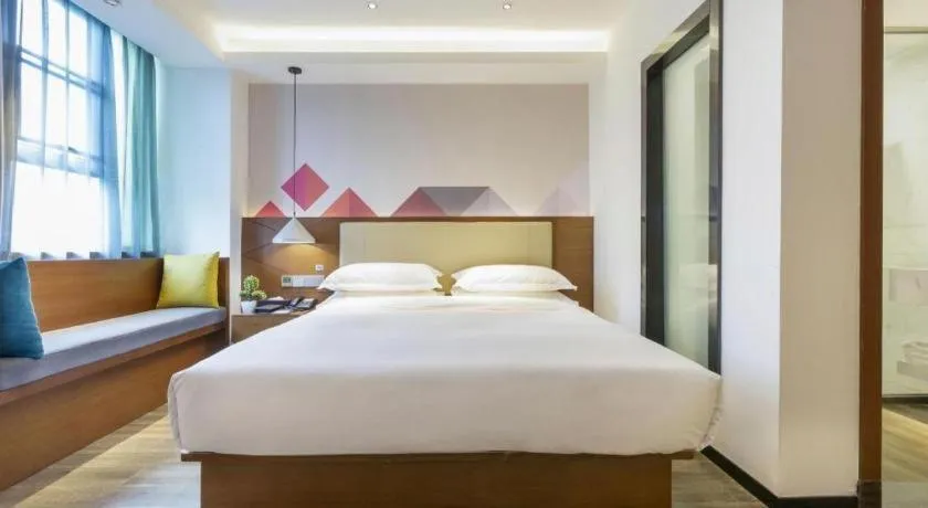 Bed in Borrman Hotel Guangzhou Southern Hospital Meihuayuan Metro Station