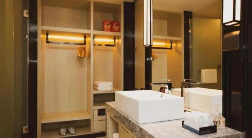 Echarm Hotel Shenzhen World Exhibition and Convention Center