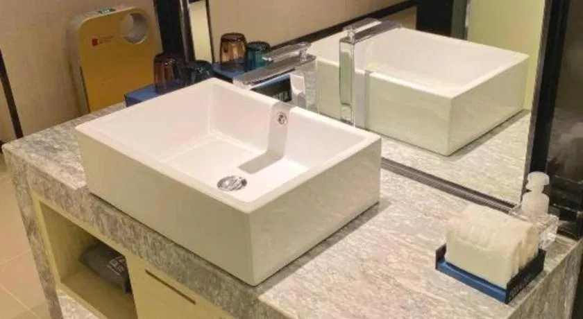 Echarm Hotel Shenzhen World Exhibition and Convention Center