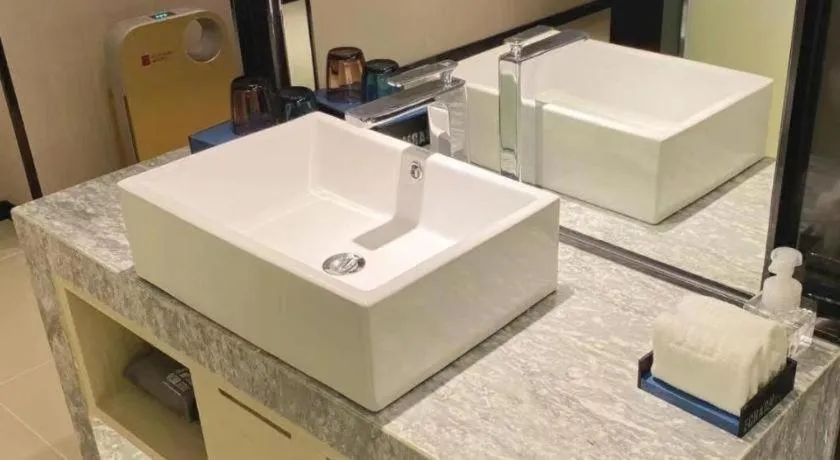 Echarm Hotel Shenzhen World Exhibition and Convention Center