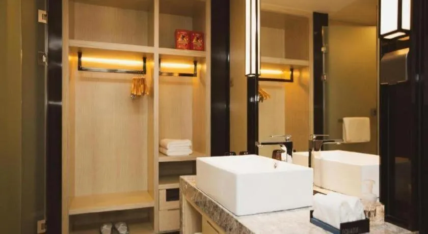 Echarm Hotel Shenzhen World Exhibition and Convention Center