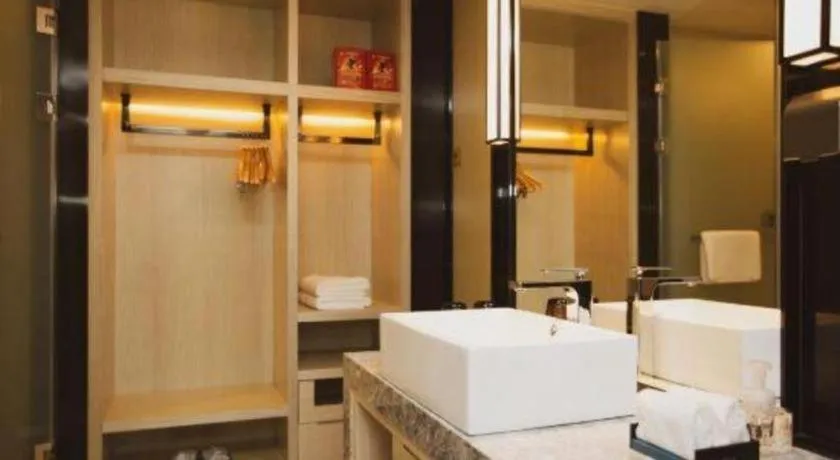 Echarm Hotel Shenzhen World Exhibition and Convention Center