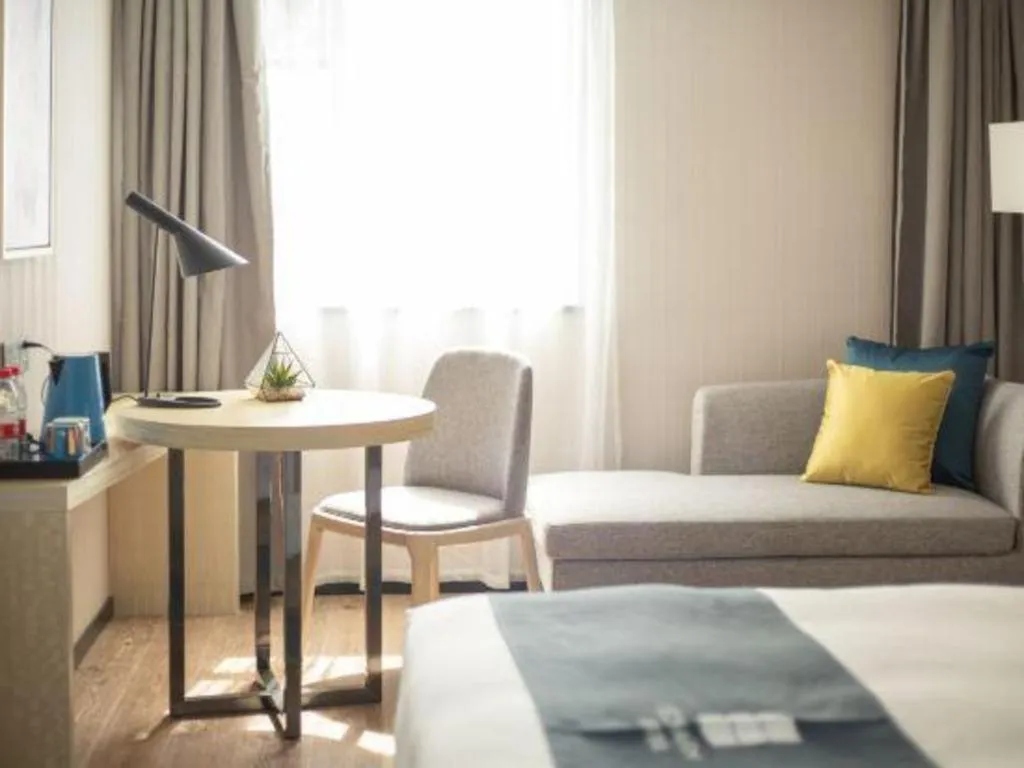 Echarm Hotel Shenzhen World Exhibition and Convention Center