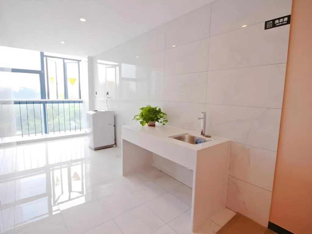 Green Tree Inn Jiangsu Changshu Southeast Yuyue Square