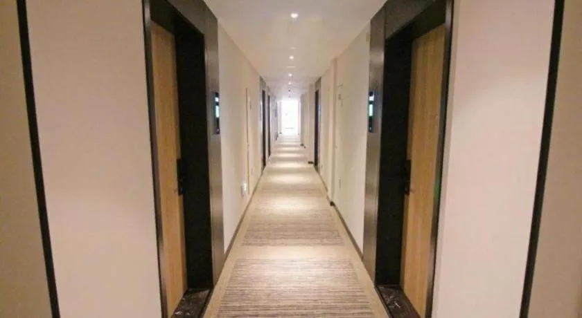 GreenTree Inn Express Suzhou Tai Lake Xukou Huadun Metro Station