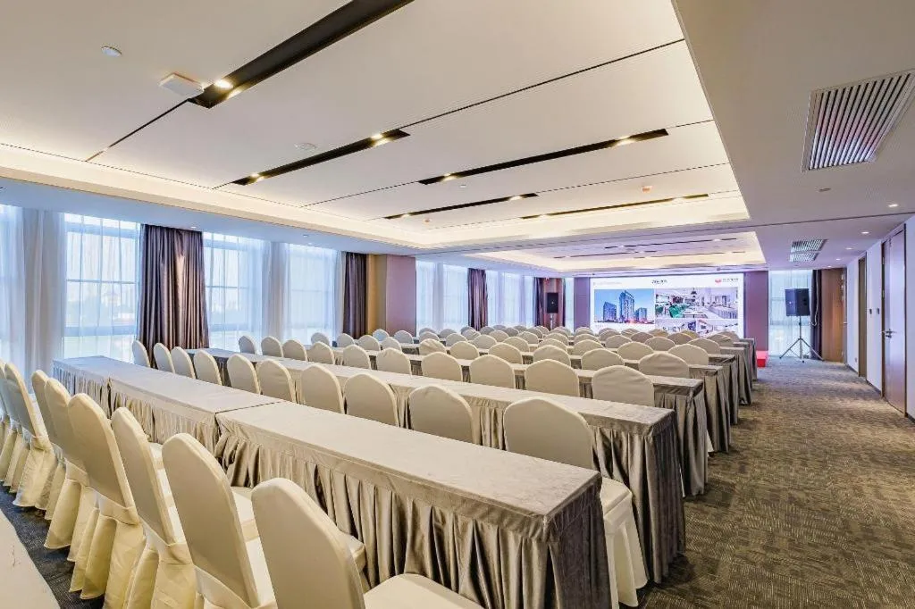 VX Hotel Hubei Wuhan Hongshan District 1st Guanggu Road